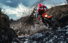 B体育 (中国)官方网站-APP_B Sports-苗原领衔国足展现强劲攻势 热身赛大胜点燃球迷期待